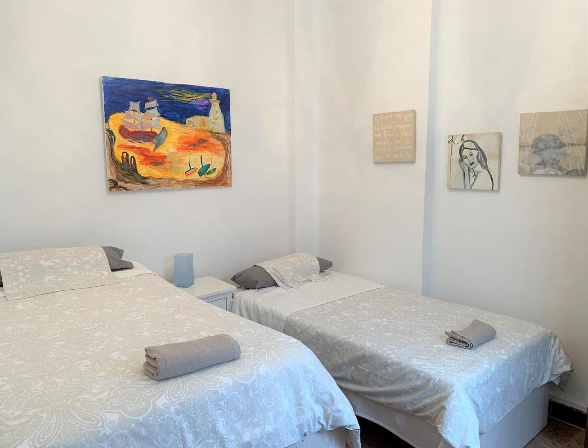 Wide And Traditional- 2Bd 1Bth- Gavidia Sevilla Bagian luar foto